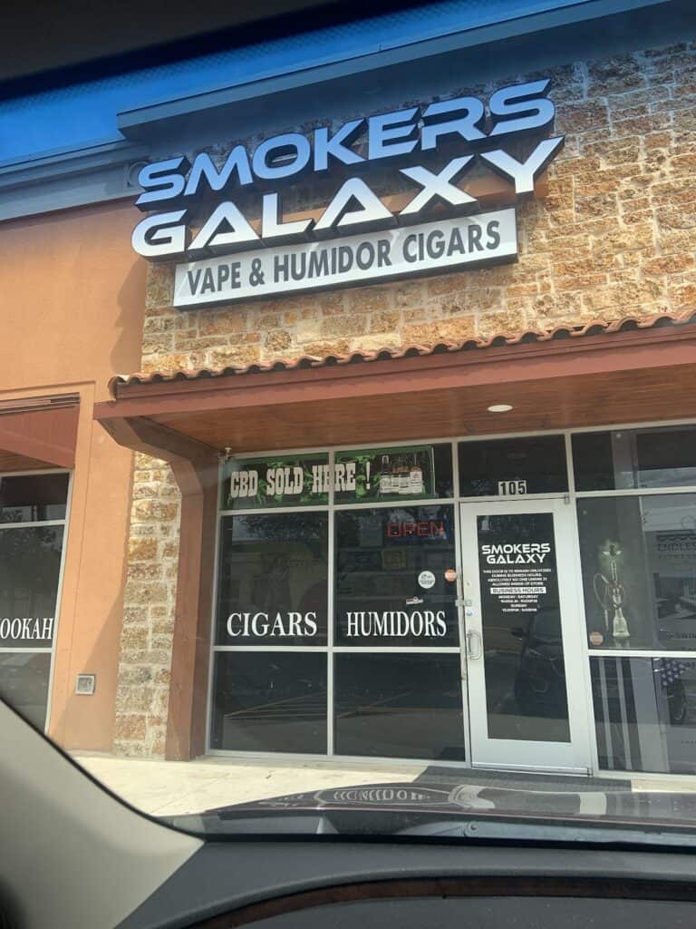 Store – main photo