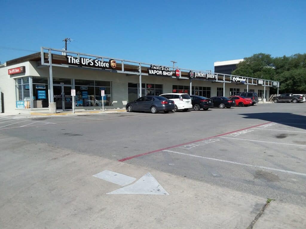 Store – main photo