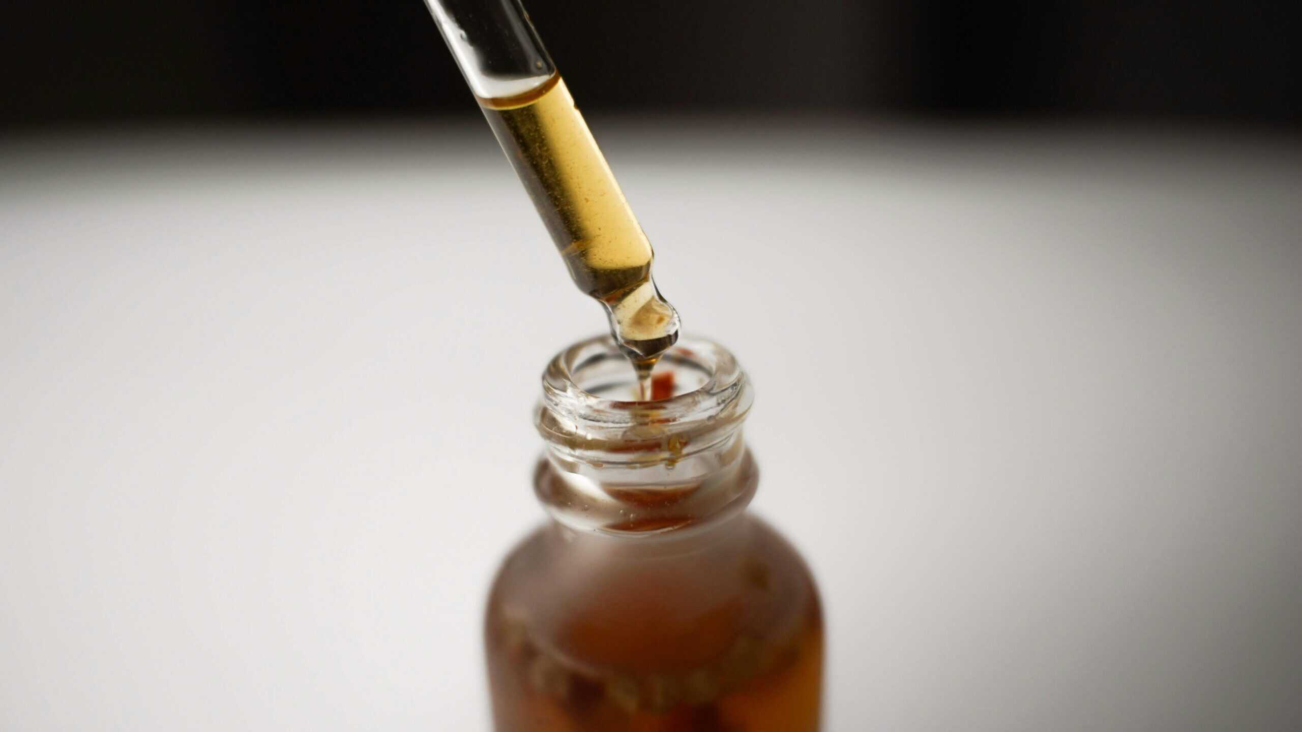 Understanding Cannabis Distillate: Uses, Benefits, and Effects