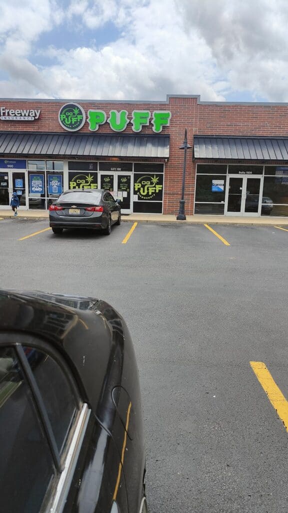 Store – main photo