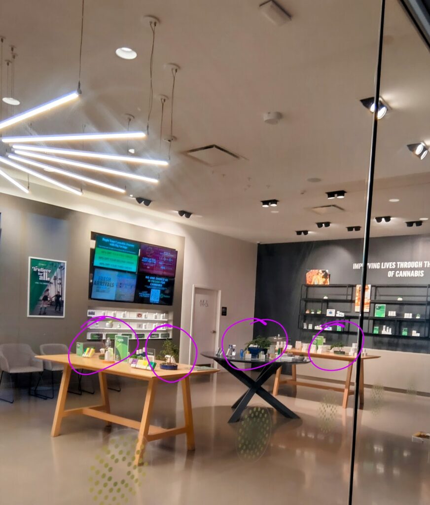 Store – main photo