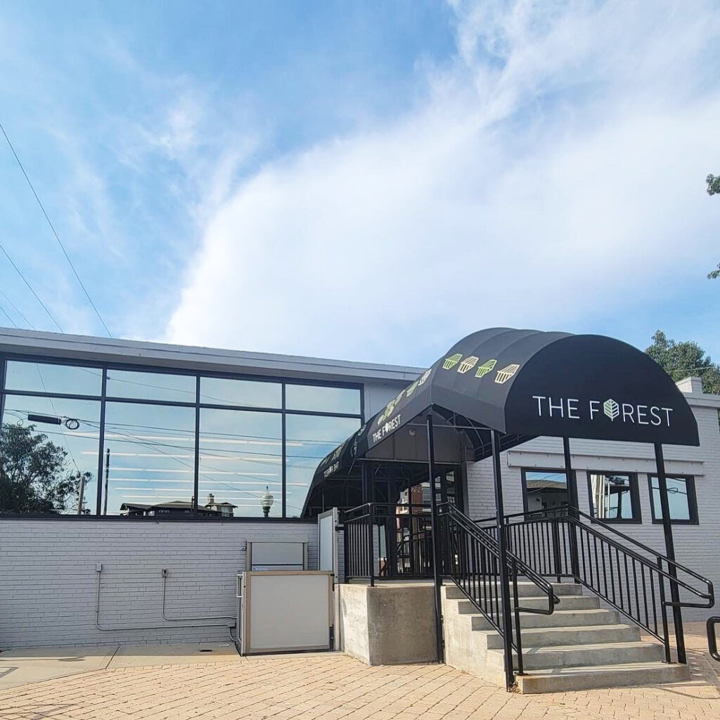 Store – main photo