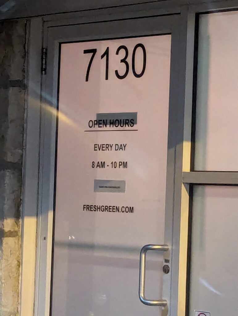 Store – main photo