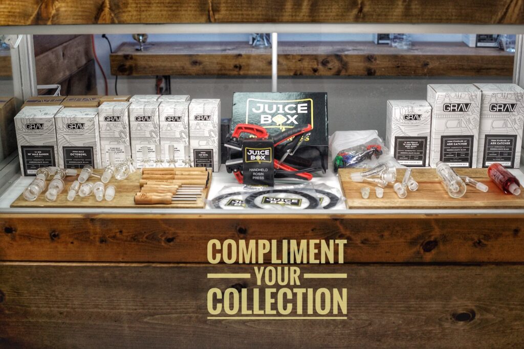 Store – main photo