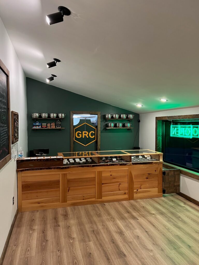 Store – main photo