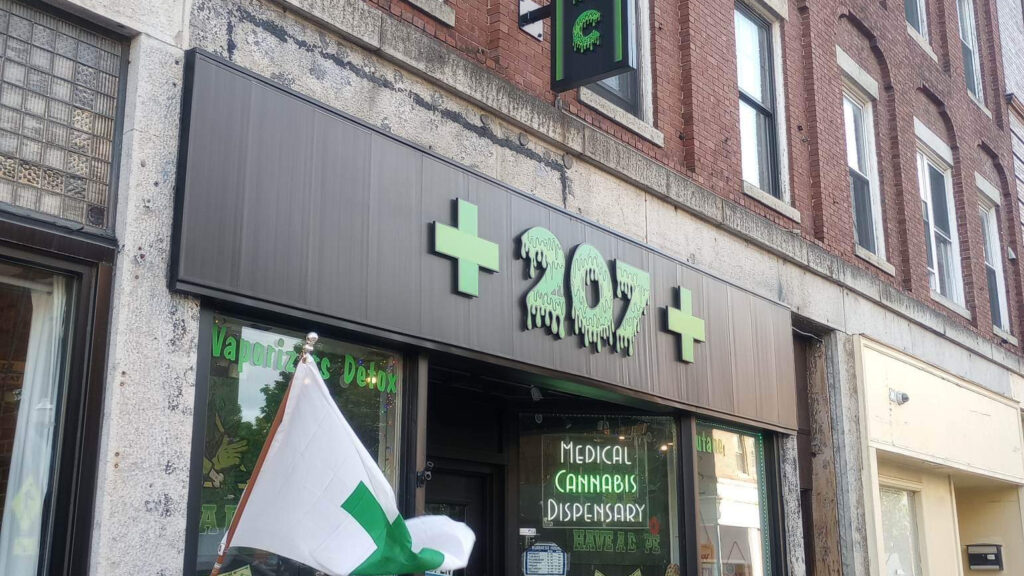 Store – main photo