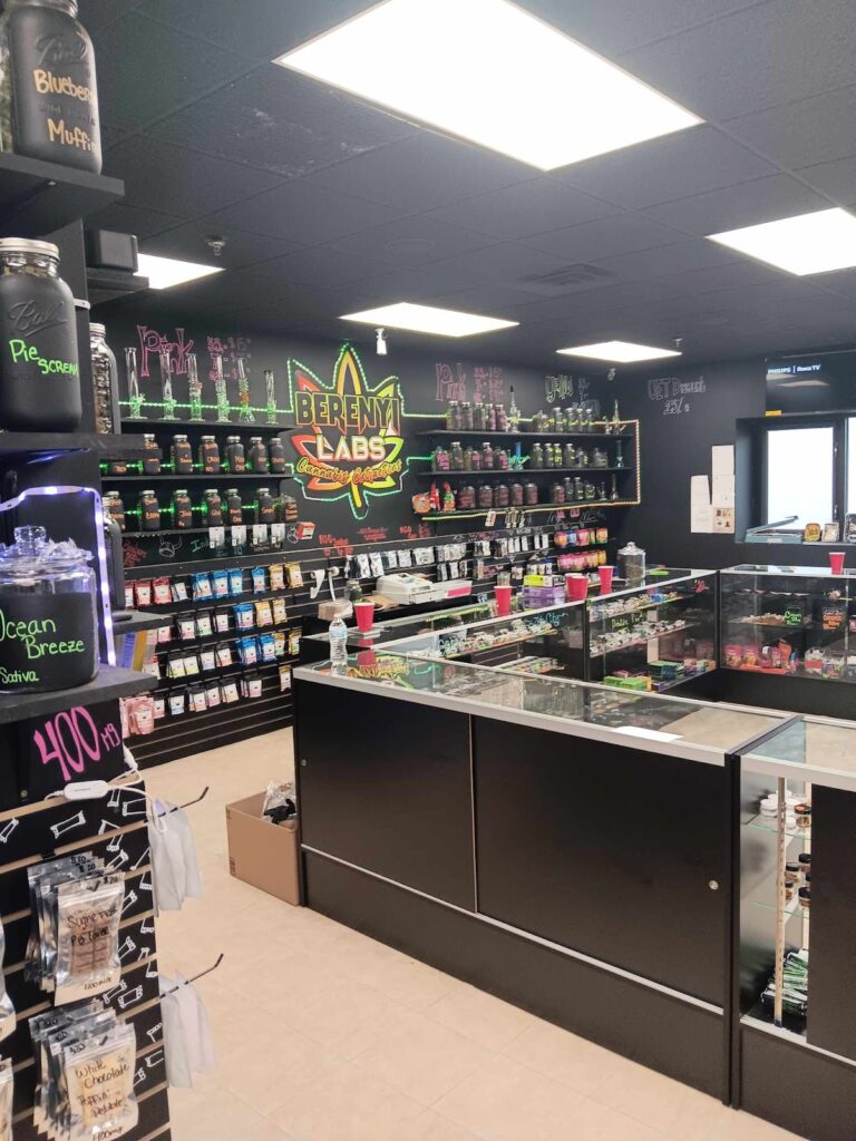 Store – main photo