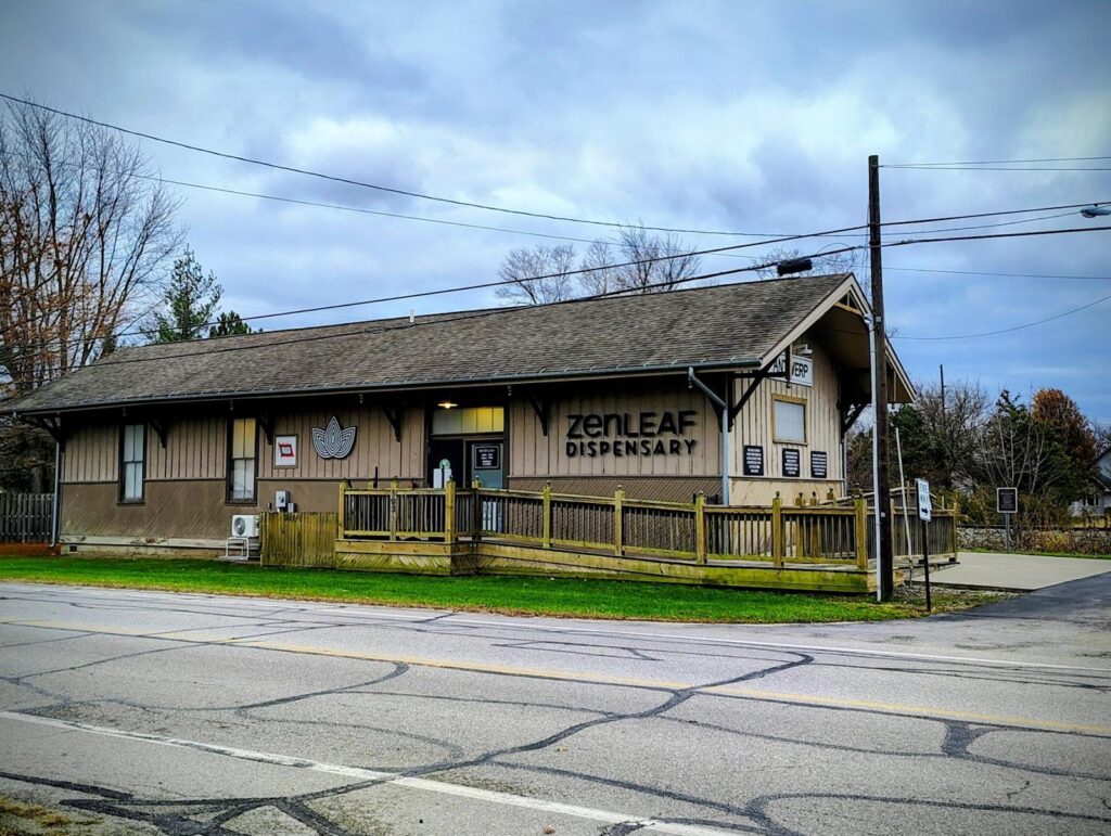 Store – main photo