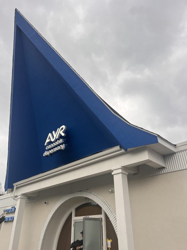 Store – main photo