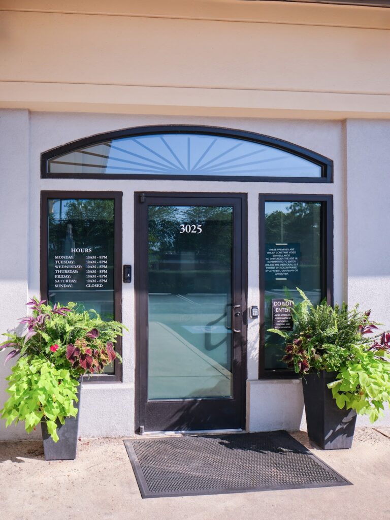 Store – main photo