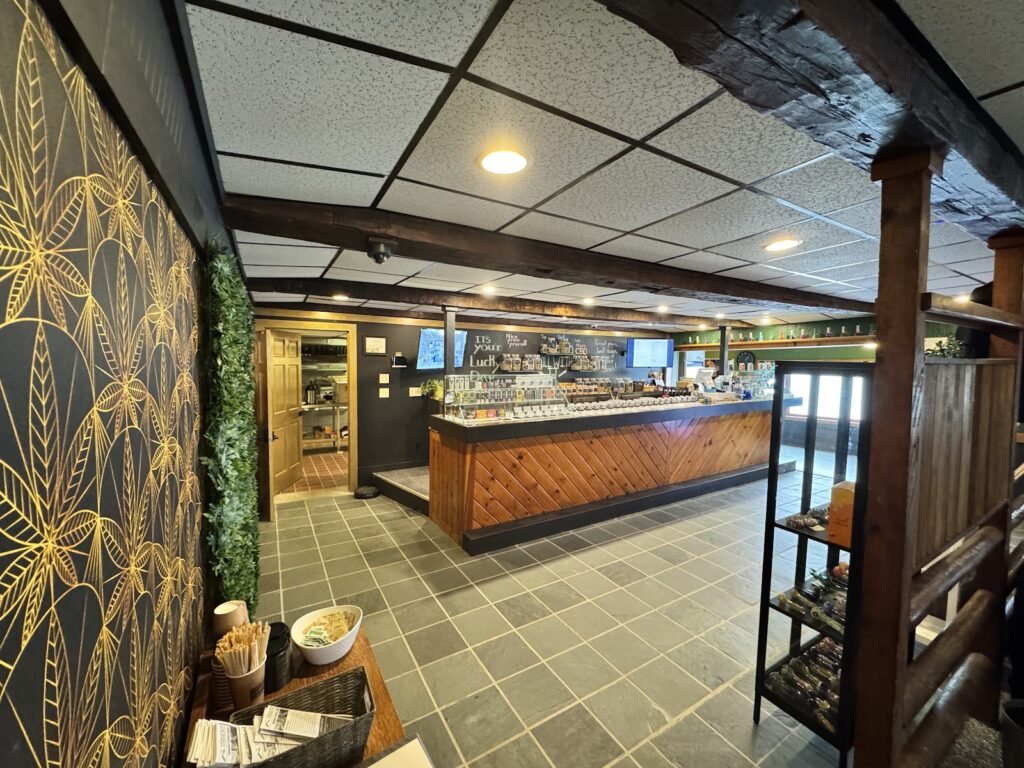 Store – main photo