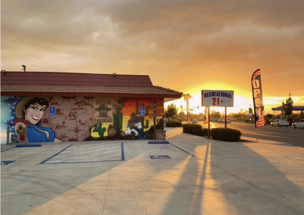 Store – main photo