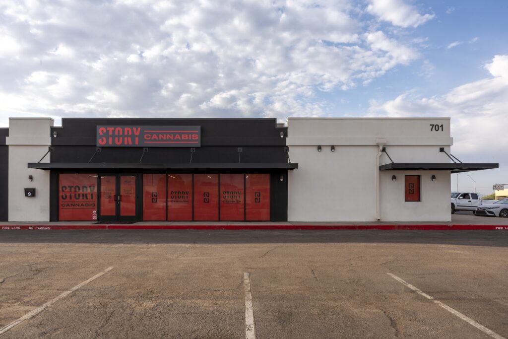 Store – main photo