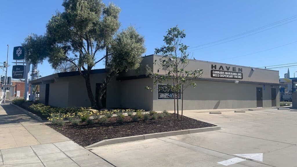 Store – main photo