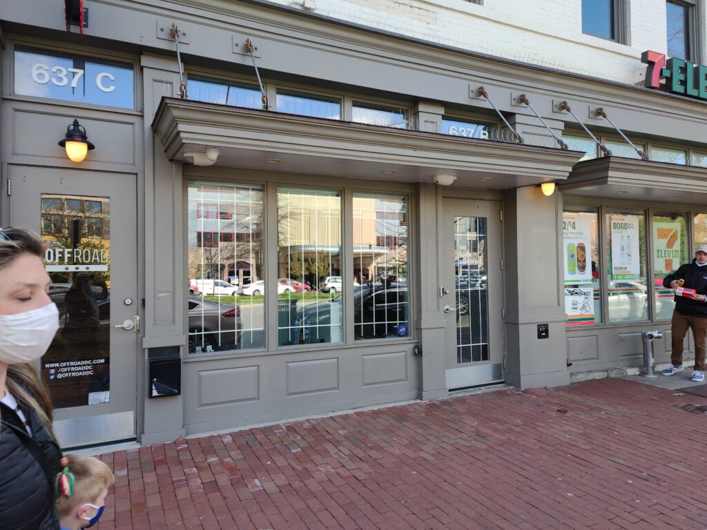 Store – main photo