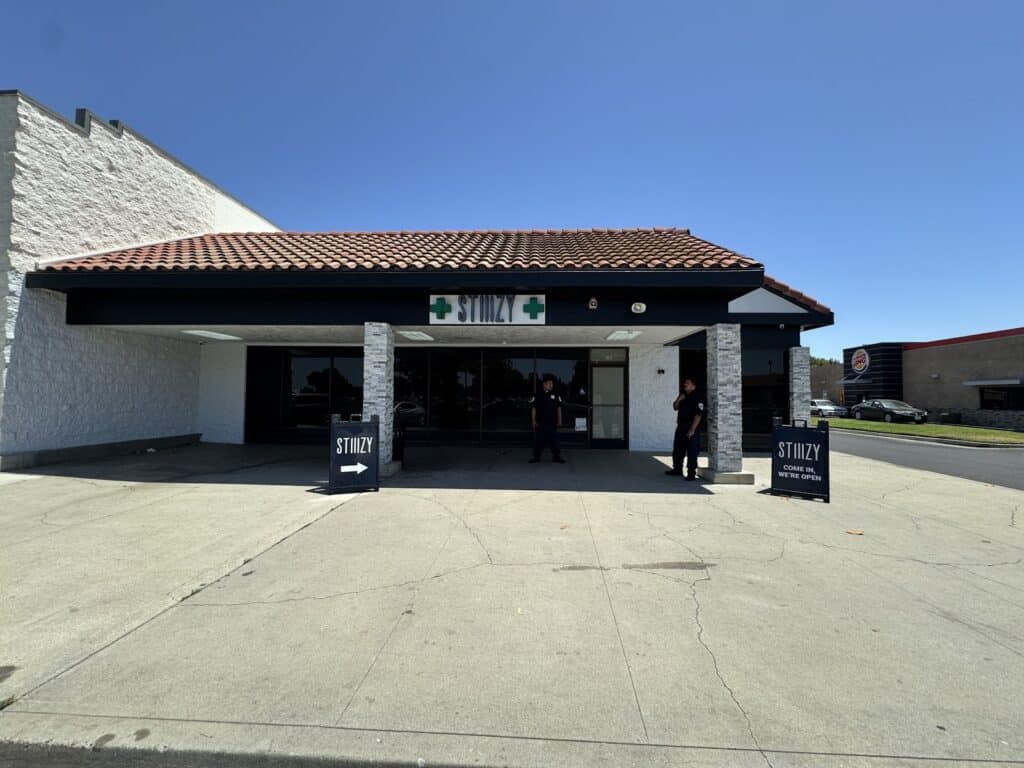 Store – main photo