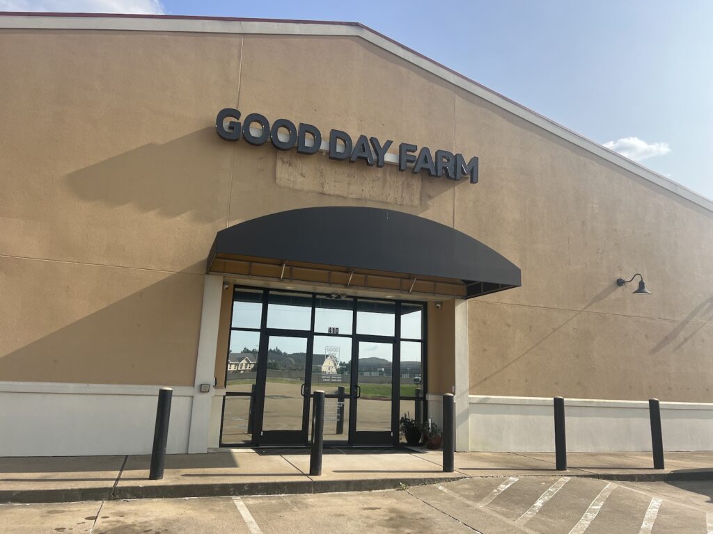 Store – main photo