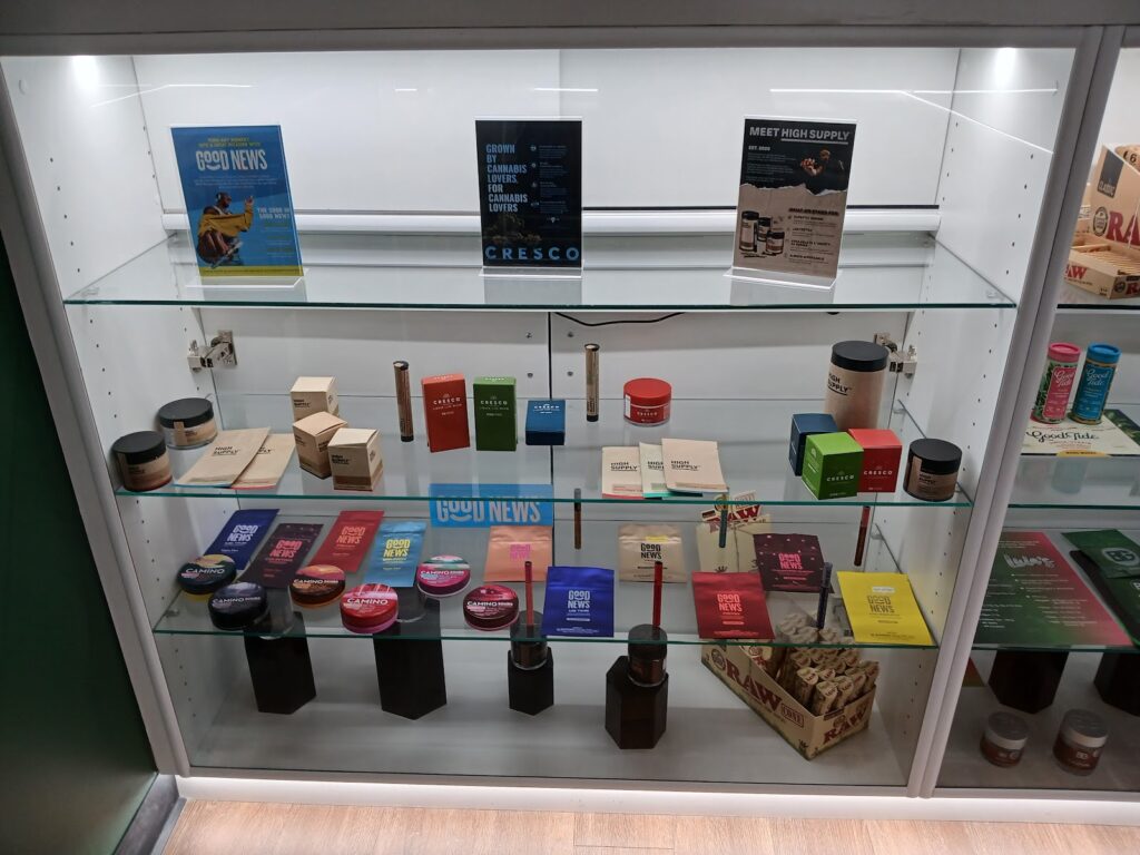 Store – main photo