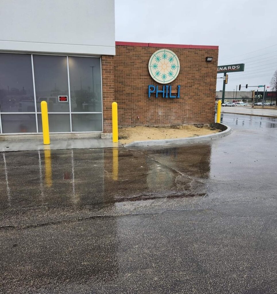 Store – main photo