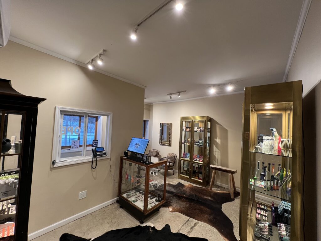 Store – main photo