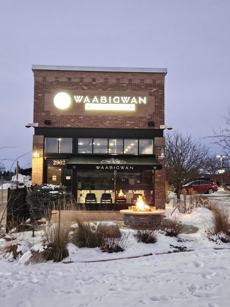 Store – main photo