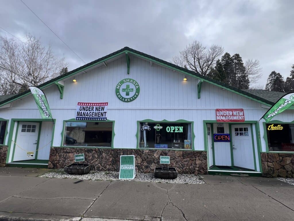 Store – main photo