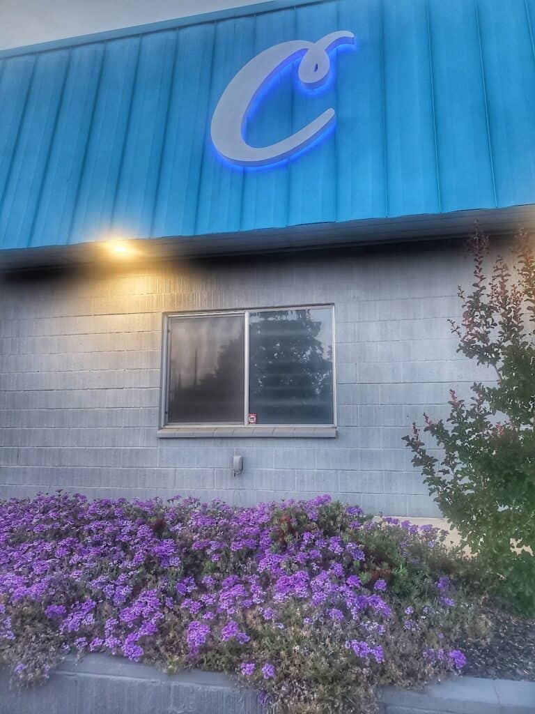 Store – main photo