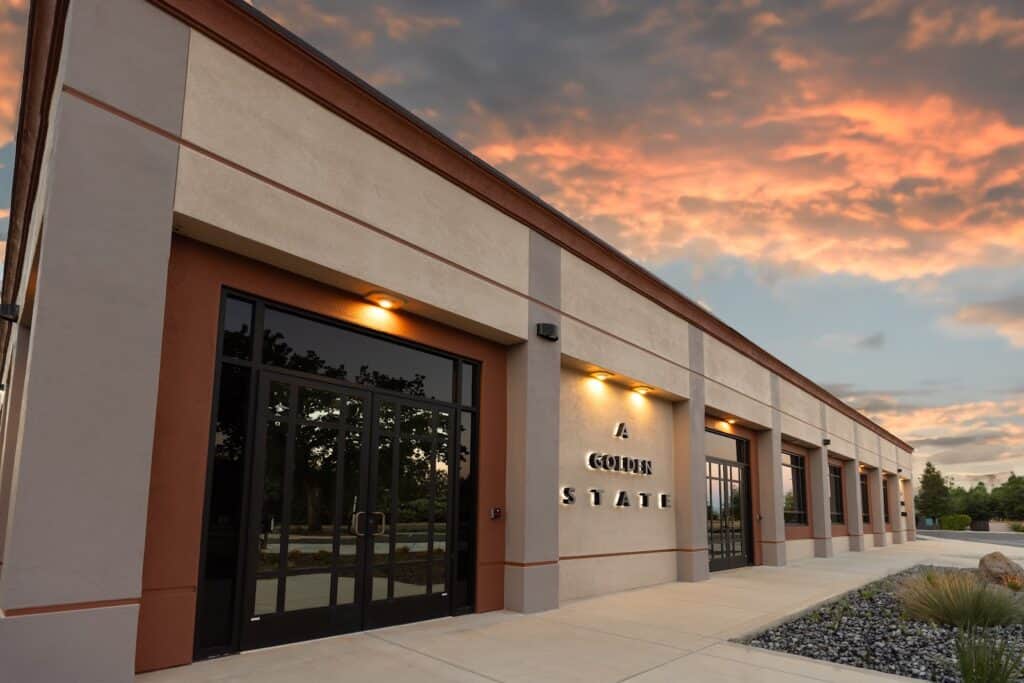 Store – main photo