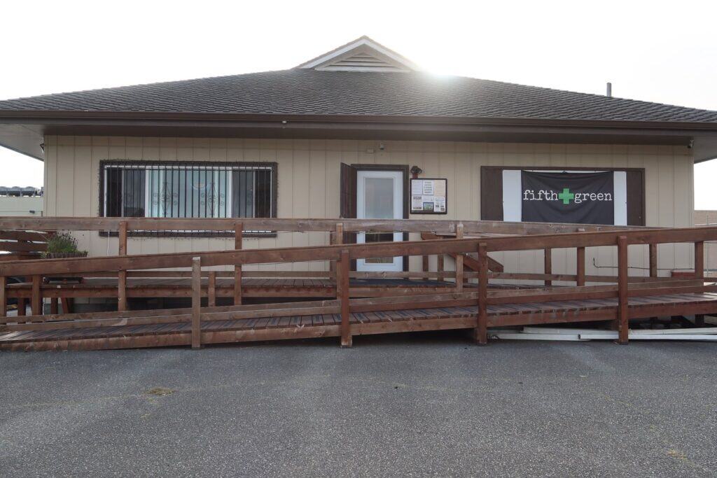 Store – main photo