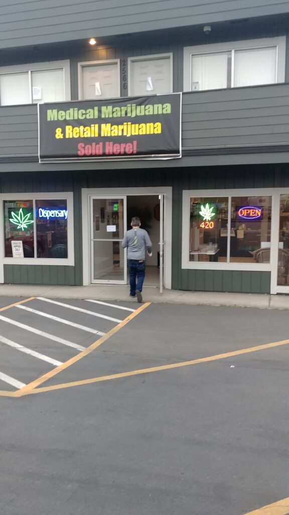 Store – main photo