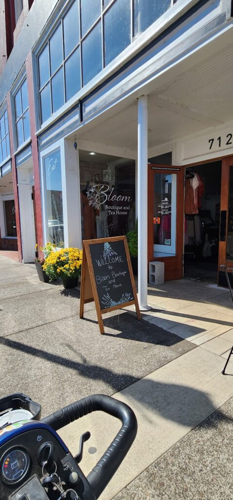 Store – main photo