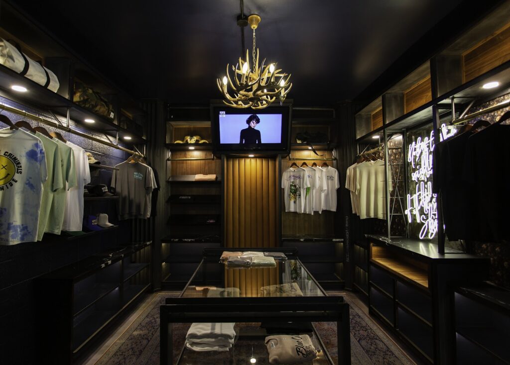 Store – main photo