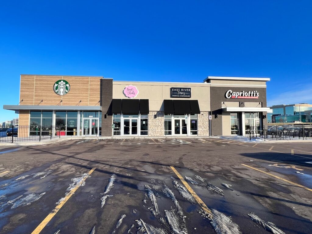 Store – main photo