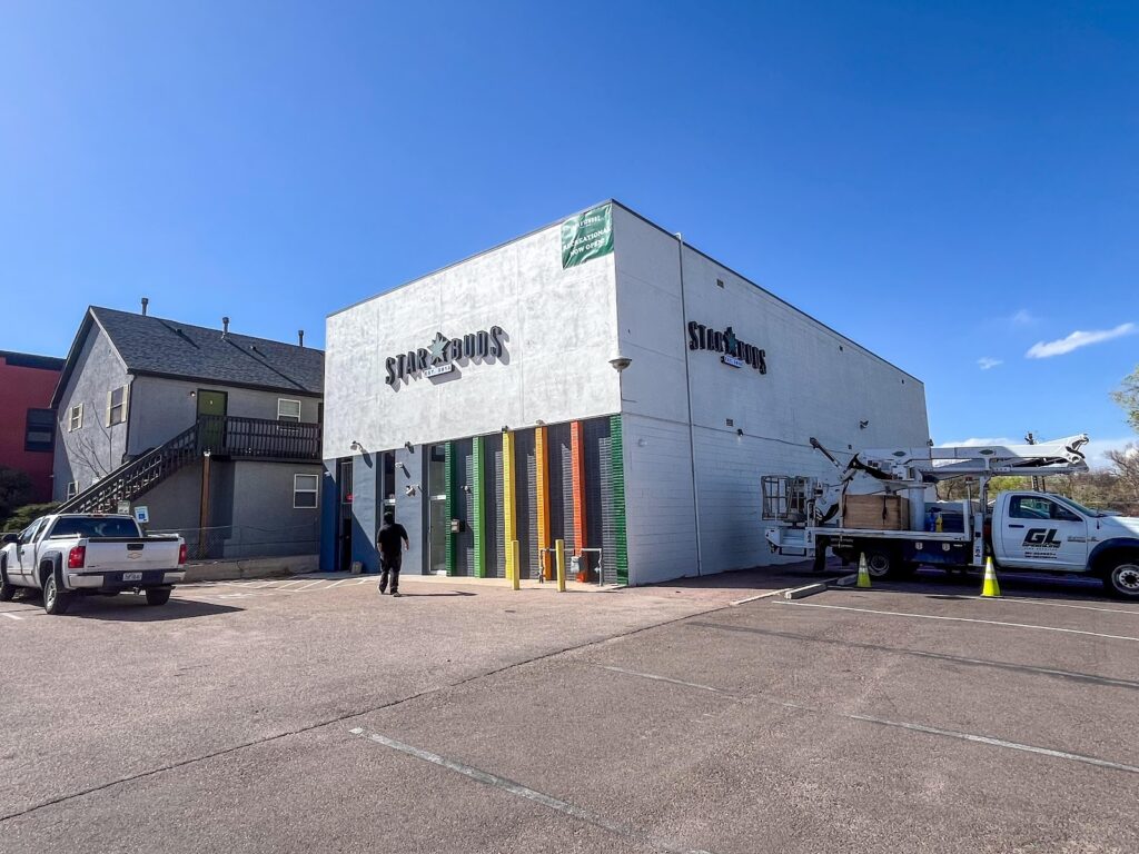 Store – main photo