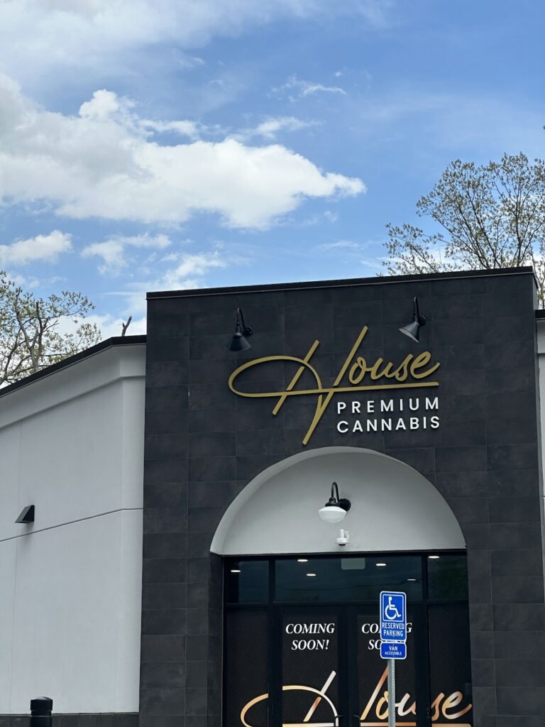 Store – main photo