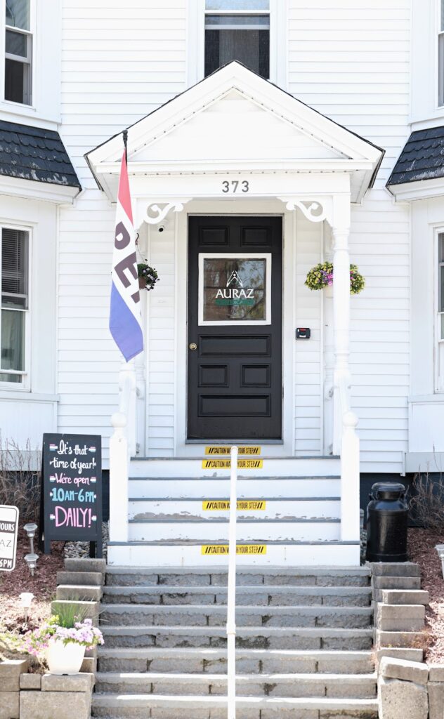 Store – main photo