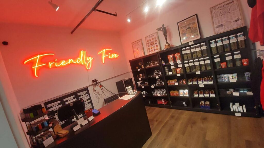 Store – main photo