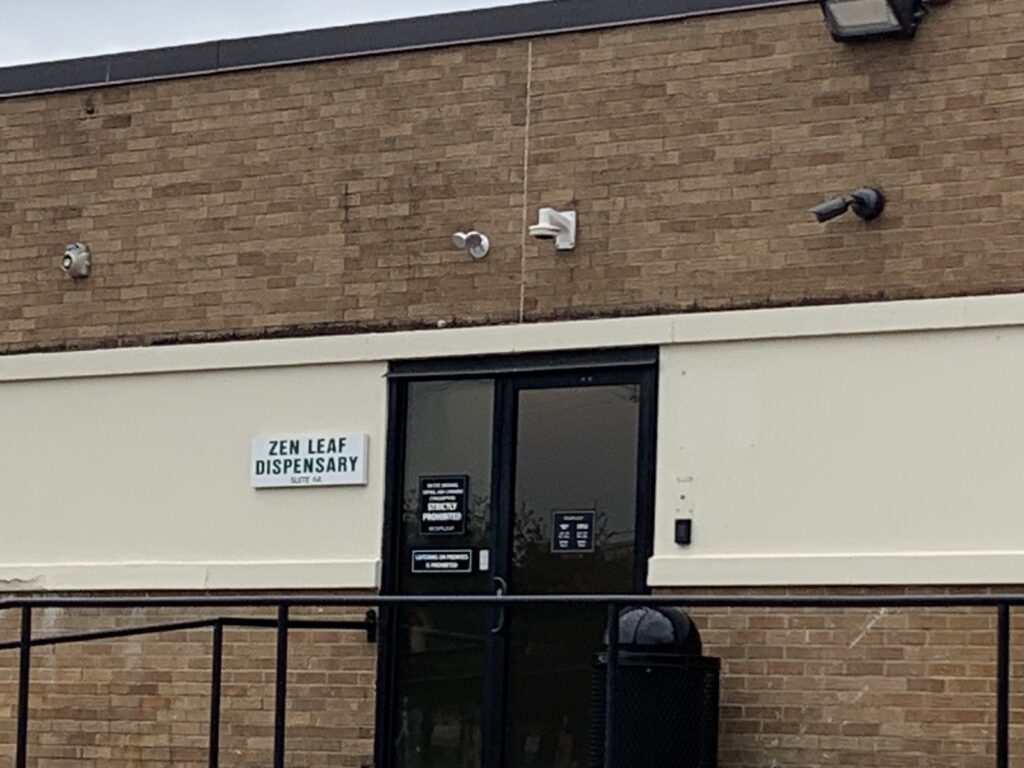 Store – main photo