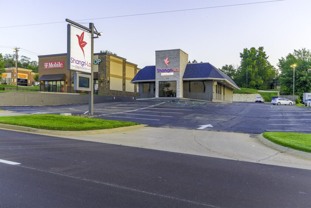 Store – main photo