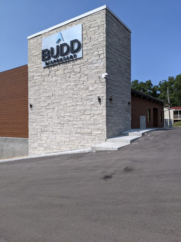 Store – main photo