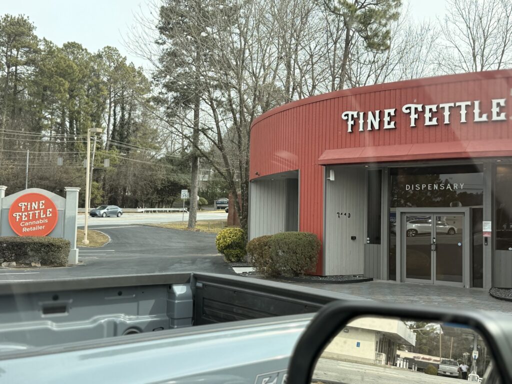 Store – main photo