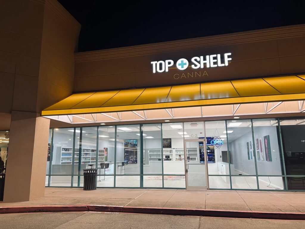 Store – main photo