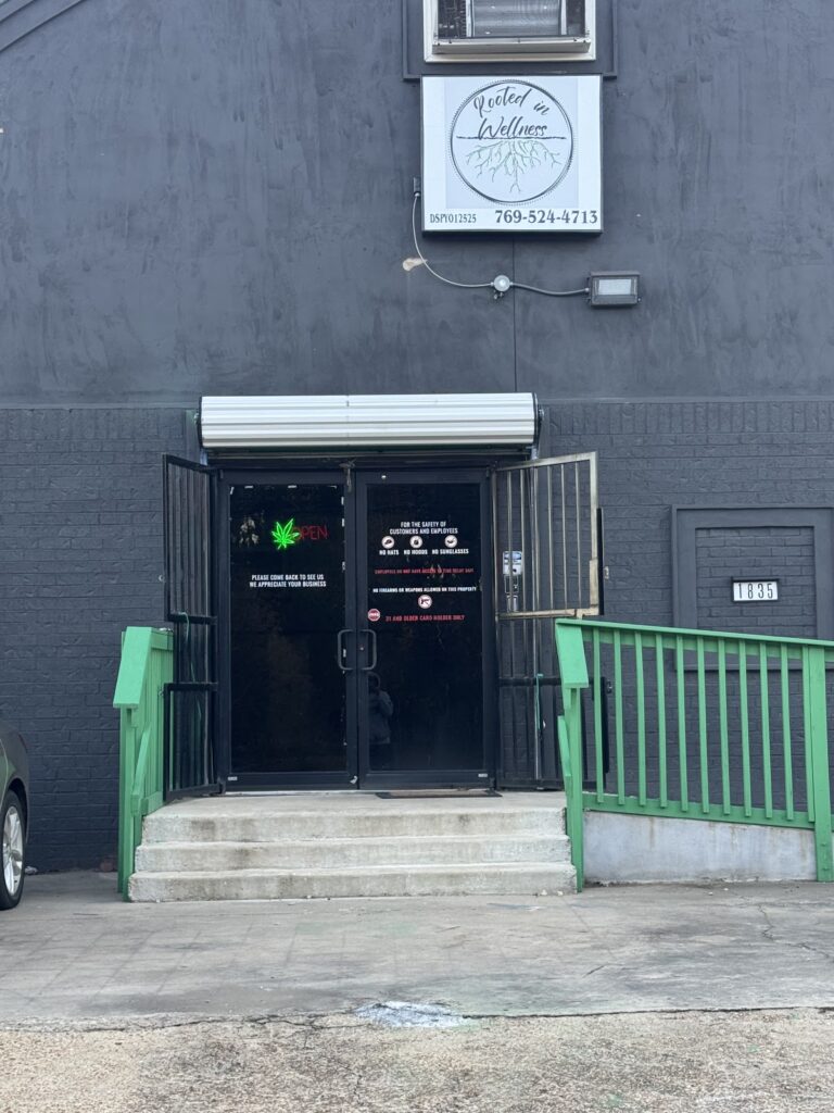 Store – main photo