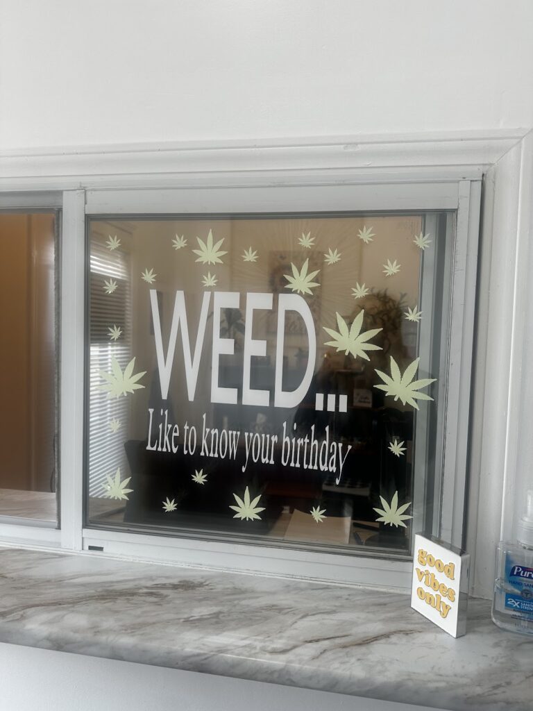 Store – main photo