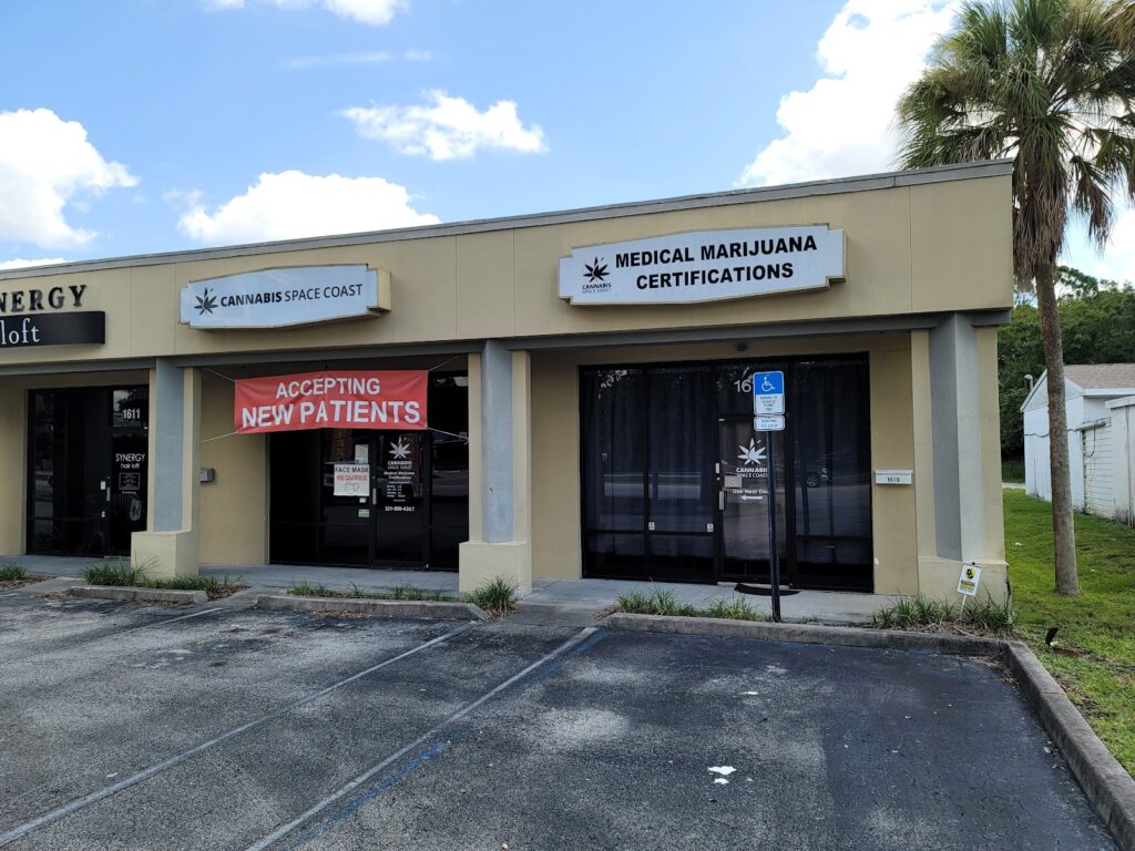 Store – main photo