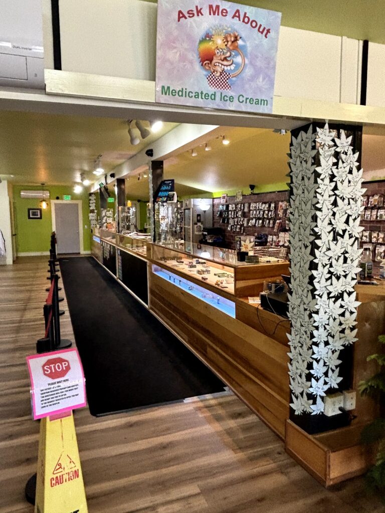 Store – main photo