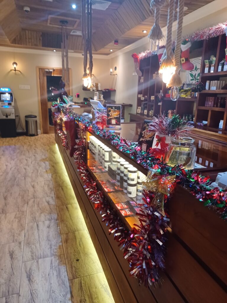 Store – main photo