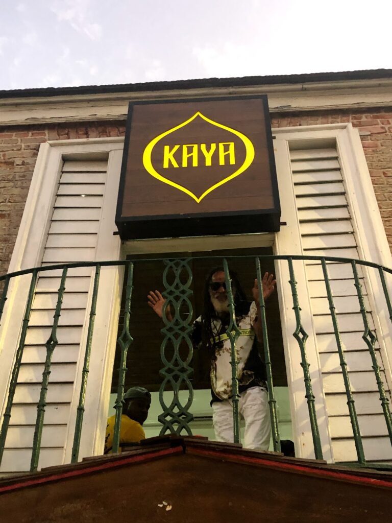 Store – main photo