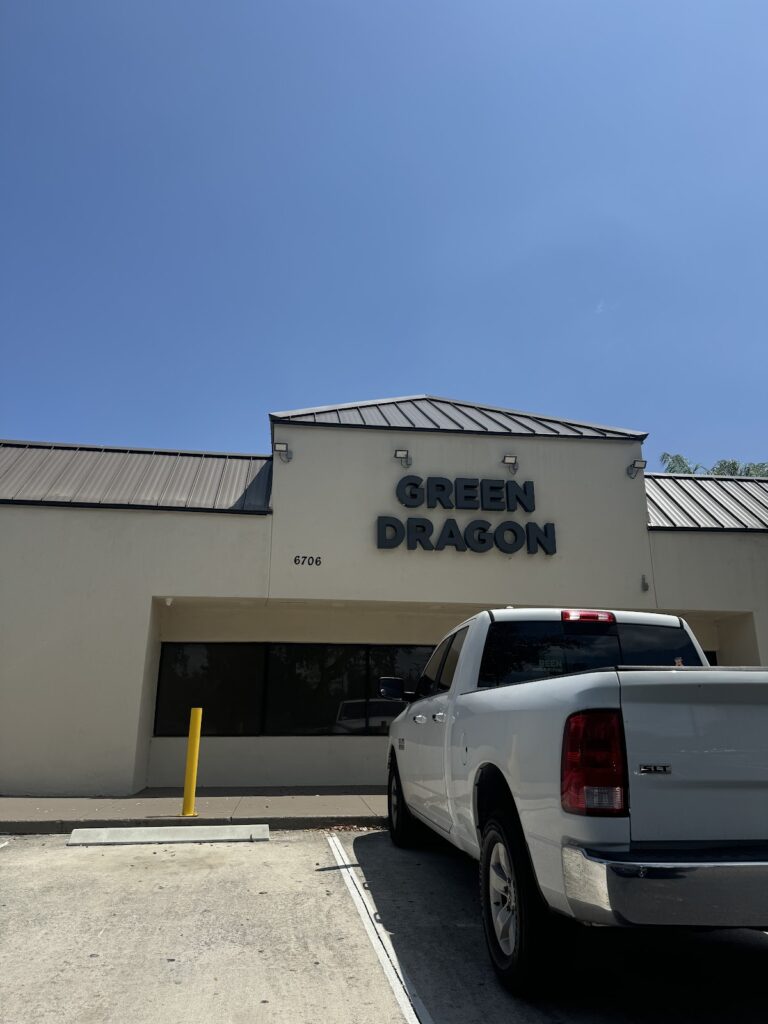 Store – main photo