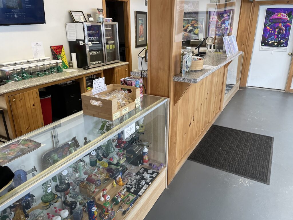 Store – main photo